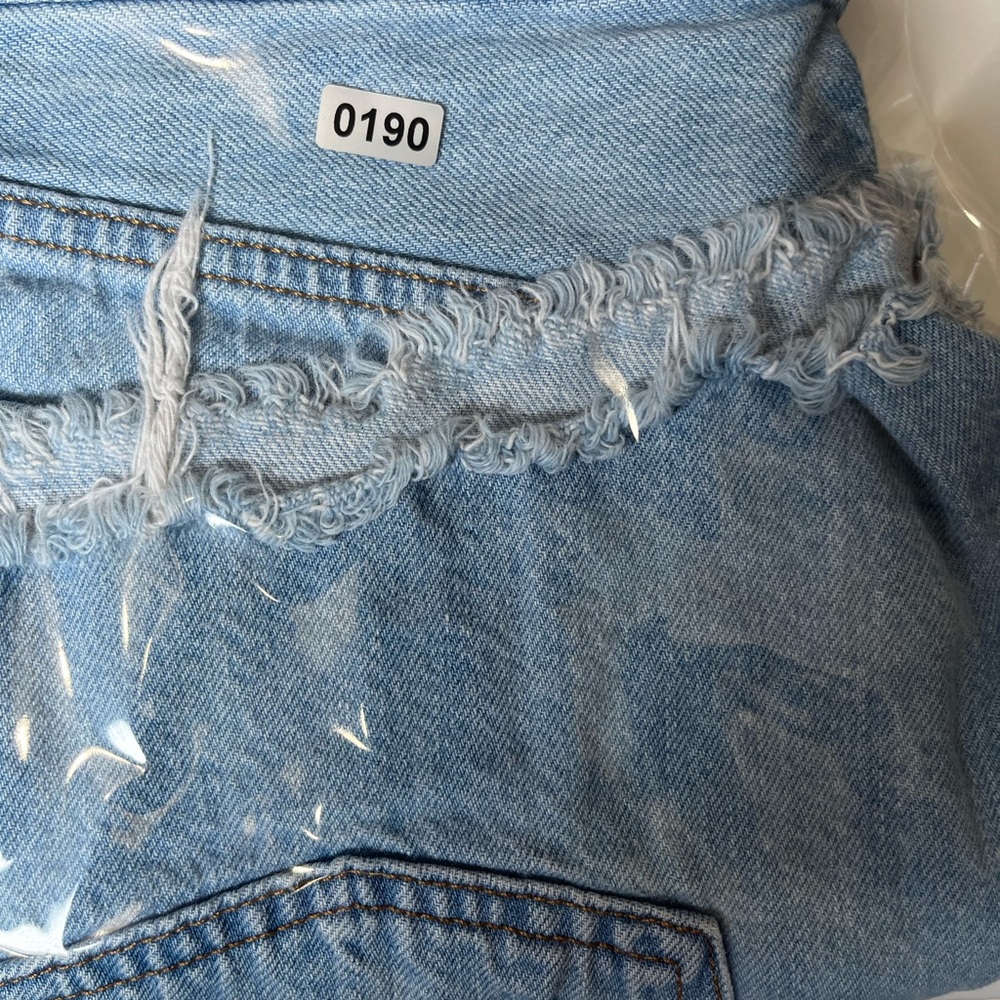 Levi's Jean Short Size W27 - Picture 14 of 14